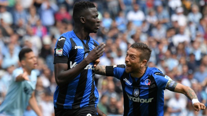 Jucători ai echipei Atalanta se bucură pentru un gol, Italia, Serie A